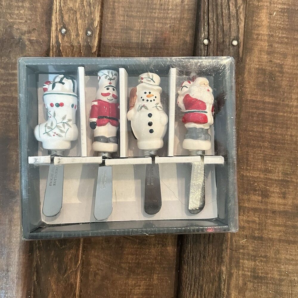 NEW Pfaltzgraff Winterberry Ceramic Spreader Set | 4-Piece | Christmas Holiday